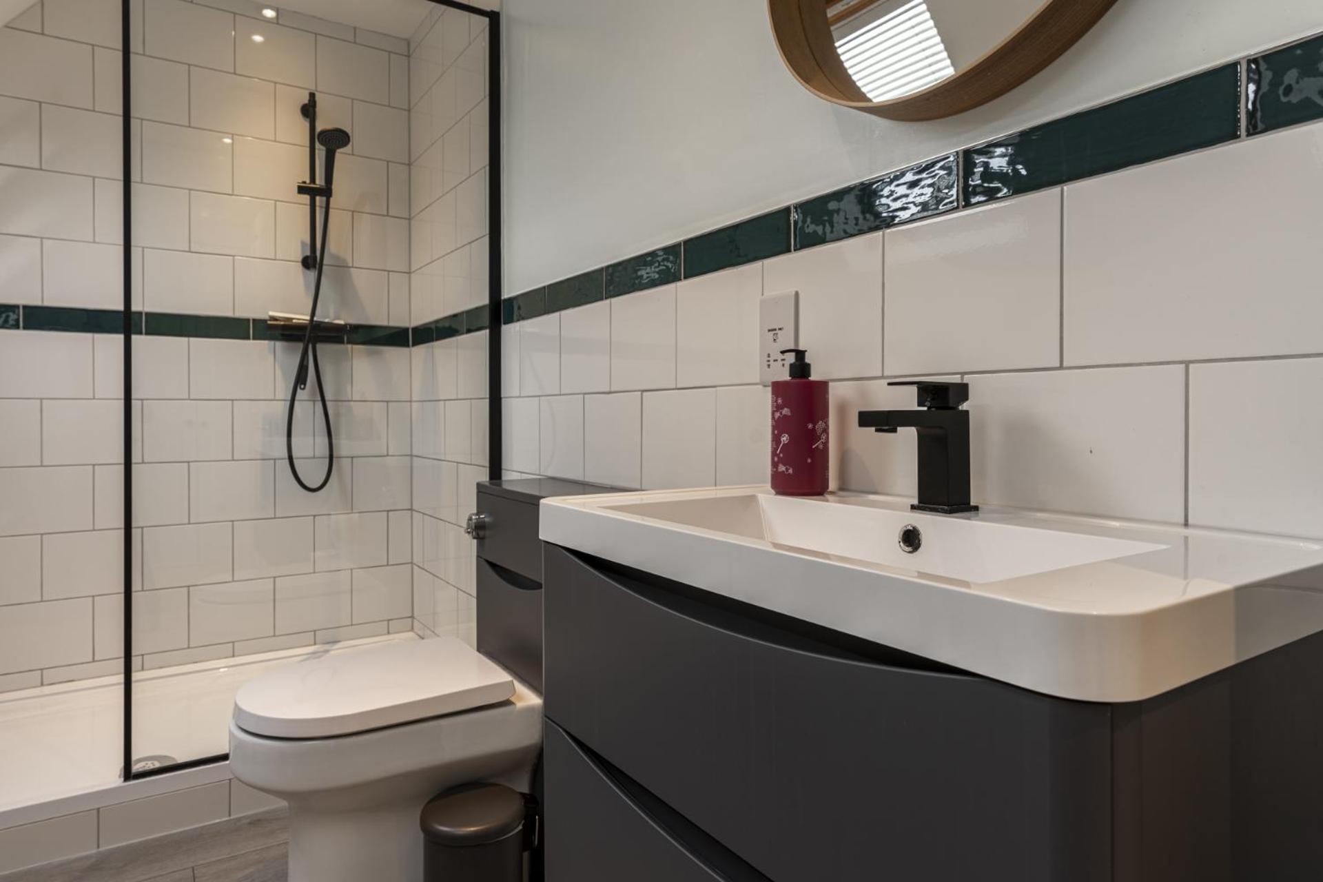 Sandford Meadow Guest House Kennington  Экстерьер фото